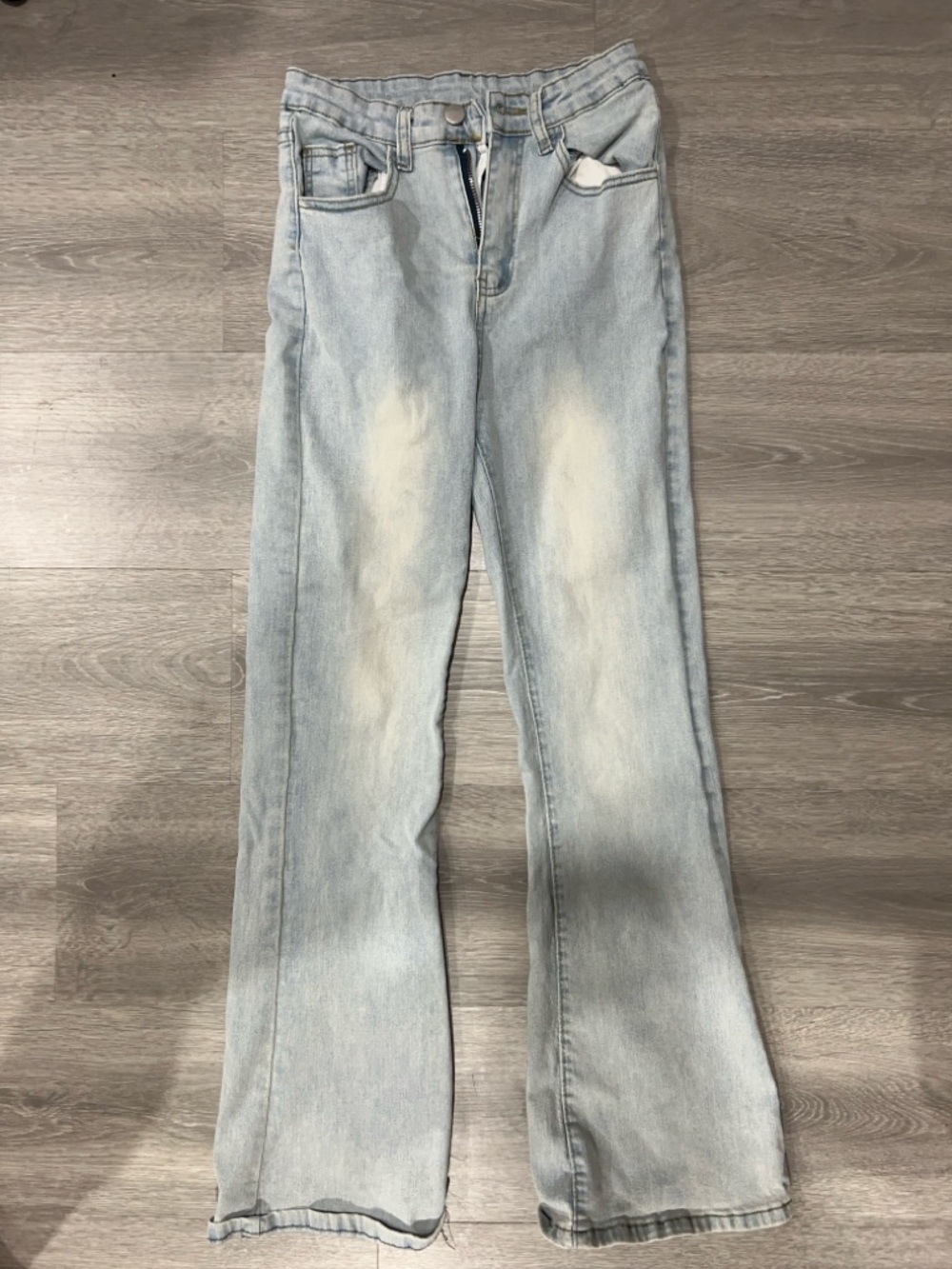 Light Wash Women's Flared Jeans